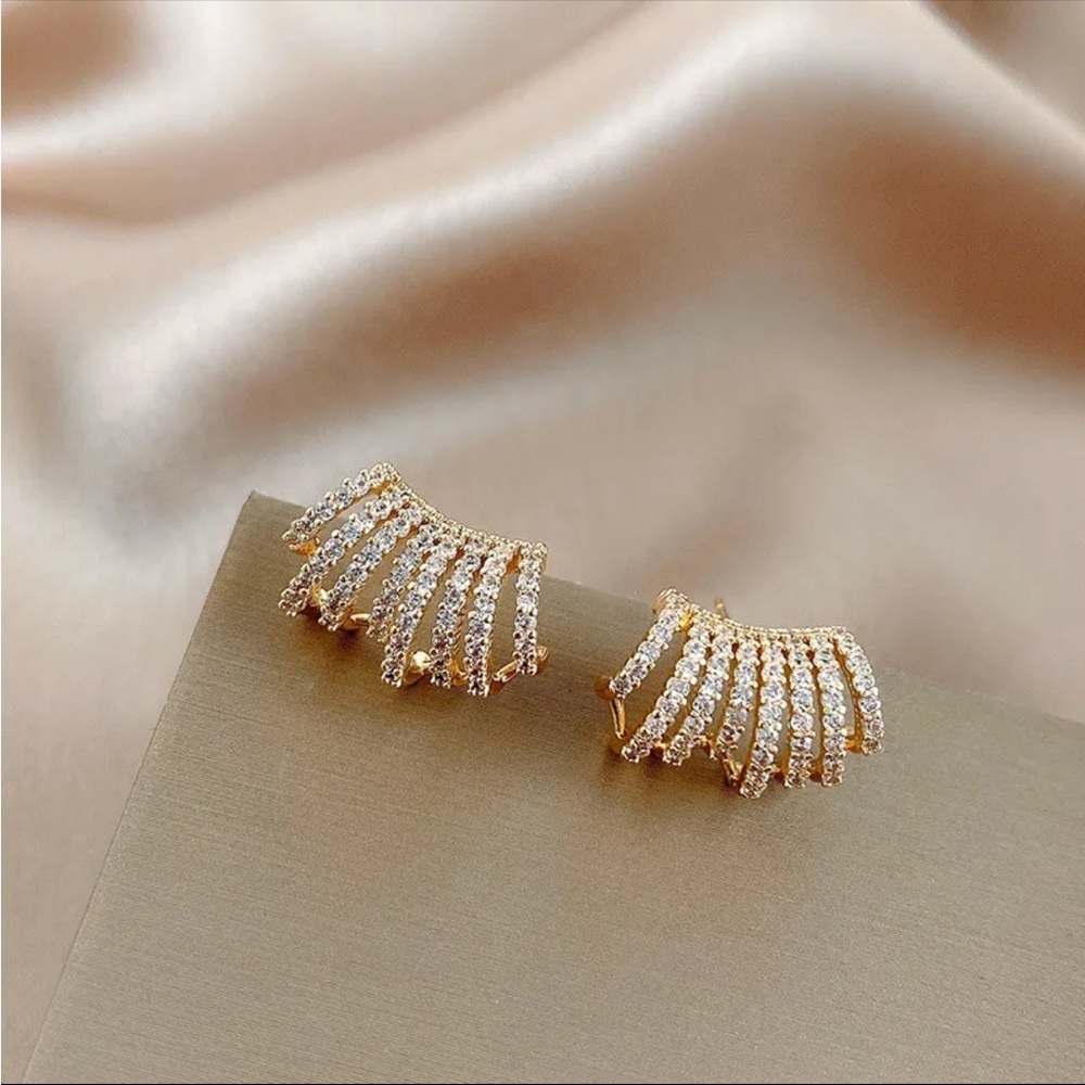 “Golden Hour” Mini Hoop Diamond Sterling Silver Stud Luxury Formal Cute Earrings - Picture 4 of 5